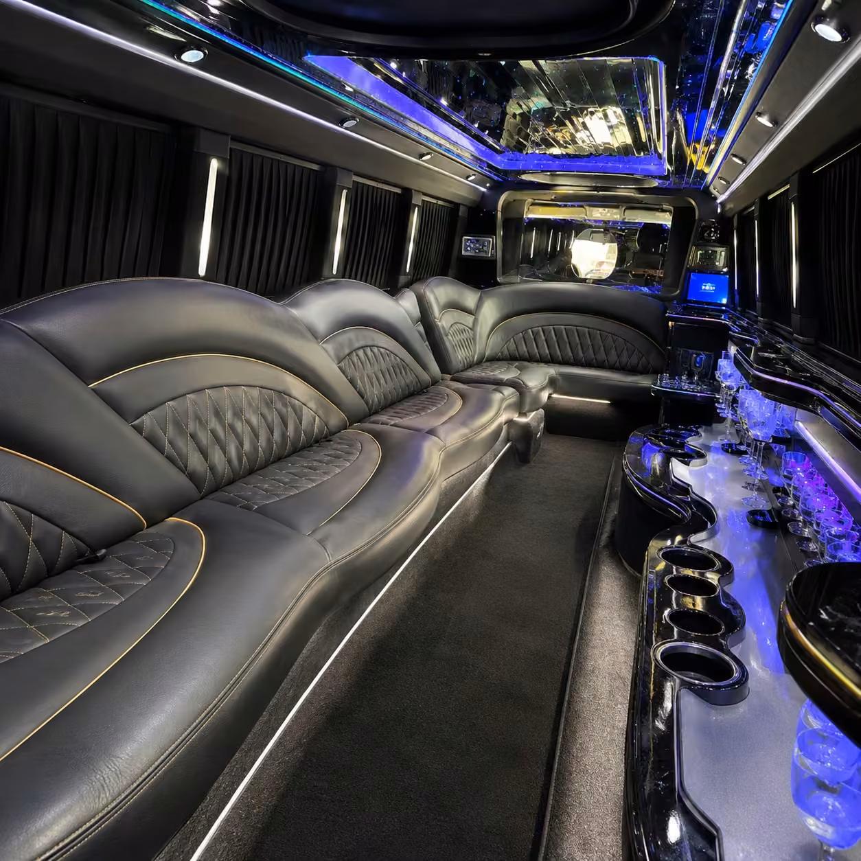 chrysler 300 limo interior