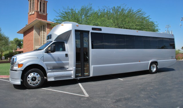 Baton Rouge 8 Passenger Limo